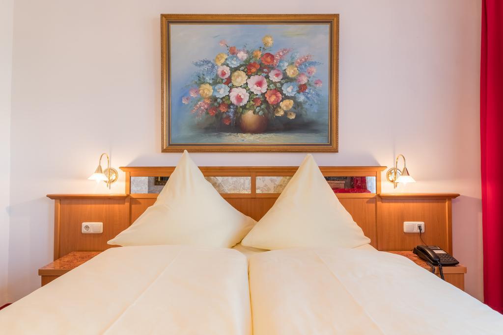 Hotel Bayernland München Ngoại thất bức ảnh