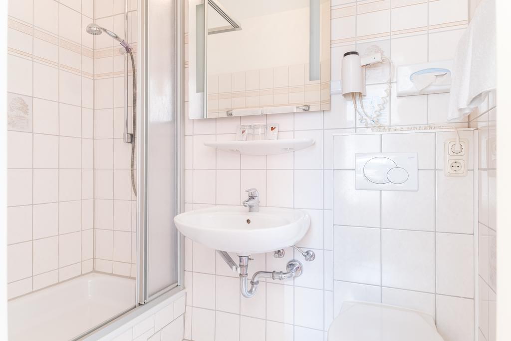 Hotel Bayernland München Ngoại thất bức ảnh